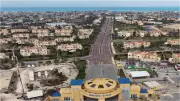 تطوير المداخل وممشى سياحي في قرى مارينا بالساحل الشمالي