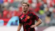 نابولي يفعل بند شراء راسموس هويلوند نهائياً من مانشستر يونايتد