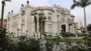 جامعة عين شمس: لا صلة لنا بطبيب القلب المزيف وتشكر الداخلية