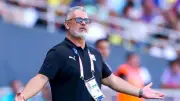 ميكالي يشيد بإمام عاشور ويؤكد صعوبة انضمام بيزيرا للبرازيل