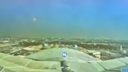 الطيران المدني الكويتي ينشر فيديو للهجوم على مبنى الركاب بمطار الكويت الدولي