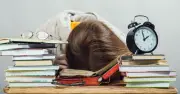 أخطاء شائعة على الطالب تجنبها في فترة الامتحانات لتحقيق النجاح