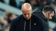 مصادم.. تقارير تكشف صدمة آرني سلوت بعد إقالته من تدريب ليفربول