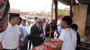 محافظ الأقصر يتفقد أحياء المدينة ويطمئن على توفر السلع وجودتها