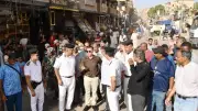 محافظ أسوان يتفقد حملة إزالة التعديات وإعادة الانضباط بسوق السيل