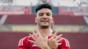 خالد الغندور يكشف: أشرف داري يطلب عقده كاملًا والخروج الحر من الأهلي
