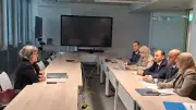 وزير العمل يبحث مع مديرة معايير العمل الدولية تعزيز التعاون