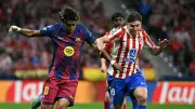 برشلونة يرد على سخرية أتلتيكو مدريد بسبب ألفاريز