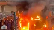 انتداب المعمل الجنائي لكشف أسباب حريق محل منظفات ببنها
