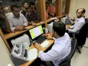 حقوق العامل بعد سن الستين في قانون العمل الجديد: المكافآت والضمانات