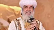 الأنبا مقار يحيط طلبة الثانوية العامة بالصلاة قبل ماراثون الامتحانات