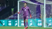الحضري يشيد بتألق شوبير أمام البرازيل: حارس مصر في كأس العالم