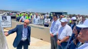 مدبولي يتفقد محور عمر سليمان بالإسكندرية ويستمع لشرح تفصيلي