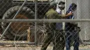 الاحتلال يعتقل فلسطينيين ويصيب أطفالاً في الضفة الغربية