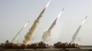 الجيش الإسرائيلي يعترض دفعة جديدة من الصواريخ الإيرانية