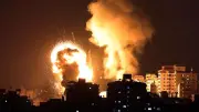 انفجار ضخم يهز القدس المحتلة وإطلاق صفارات الإنذار