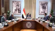 مدبولي يوجه بسرعة الانتهاء من مبادرة تركيب ألواح الطاقة الشمسية في المصانع والمنازل