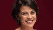 منى هلا: كراهية النساء لبعضهن فكرة قديمة ولم تعد تعكس الواقع