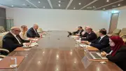 وزير العمل يبحث مع وفد دولي تطوير التدريب المهني لتشغيل الشباب في أوروبا