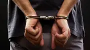 ضبط شقيقين بتهمة التحرش بطفل وإدارة محل بدون ترخيص في أسيوط