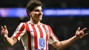 أتلتيكو مدريد يسخر من ريال مدريد وبرشلونة في بيان ناري حول ألفاريز