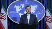 إيران تنفي مسؤوليتها عن إسقاط أباتشي أمريكية وتلمح لخطأ غير مقصود