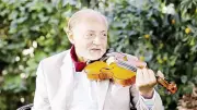 عبدالعزيز مخيون.. المخلص للفن الذي ندم على رفض أدواره