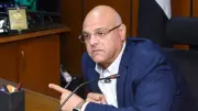 محافظ الإسكندرية يرفض تقنين أوضاع محطة خرسانة مخالفة تهدد صحة الطلاب