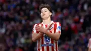 بينيتيز يعلق على عرض ريال مدريد لضم ألفاريز ويقارنه بصفقة توريس
