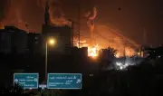 التلفزيون الإيراني: انفجارات في مدينة بندر عباس وبندر سيريك
