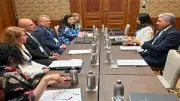 وزير السياحة يبحث مع نظيره البلغاري زيادة رحلات الطيران والترويج المشترك