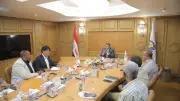 محافظ قنا يبحث مع خبير ياباني خطة تطبيق نظم الري الحديث