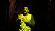 نجوم الفن يشيدون بمسرحية 