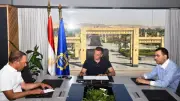 محافظ أسوان يتابع تحسين الخدمات بقرى العون الغذائي في اجتماع موسع