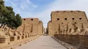منصة دولية تشيد بنجاح استراتيجية السياحة المصرية في جذب السياح
