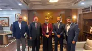 محافظ الوادي الجديد تبحث التوسع في الاستثمارات الزراعية المستدامة مع شركة وطنية