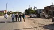 محافظ أسوان يرصد مبانٍ حديثة مخالفة بقرية الشطب في دراو