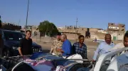 محافظ أسوان يضبط سيارات منتهية الترخيص في كوم أمبو ودراو