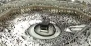 مراسم تغيير كسوة الكعبة المشرفة في صور مهيبة