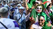 اشتباكات بين جماهير الجزائر والأرجنتين في تايمز سكوير قبل مواجهة المونديال