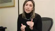 وزيرة الثقافة تنعي زوج نيفين الكيلاني وتتقدم بالعزاء