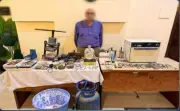سقوط فني أسنان انتحل صفة طبيب في الموسكي بعد شكوى مواطنين