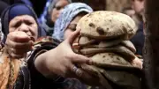 مع بدء تطبيق الدعم النقدي.. كيف سيشتري المصريون الخبز؟ تساؤلات مهمة قبل تشغيل المنظومة الجديدة