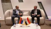 وزير السياحة يبحث مع رئيس وزراء صربيا تشغيل خط طيران مباشر بين القاهرة وبلجراد