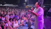 إيهاب توفيق يحيي حفلاً كامل العدد في مهرجان OC MENA بكاليفورنيا