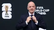 ملايين الفيفا وطائرة الاسترخاء: كيف يعيش إنفانتينو في كوكب آخر بعيداً عن كأس العالم للأندية