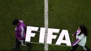 فيفا يرفض مساواة علم العراق بالسعودية في كأس العالم بسبب لفظ الجلالة