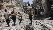 استشهاد 4 فلسطينيين بقصف إسرائيلي على غزة واعتقال 5 بالضفة