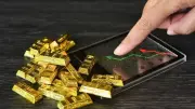 هبوط جديد للذهب مع ترقب قرارات الفيدرالي الأمريكي