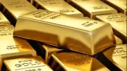الذهب يفقد زخمه تحت ضغط قوة الدولار وتزايد رهانات رفع الفائدة الأمريكية